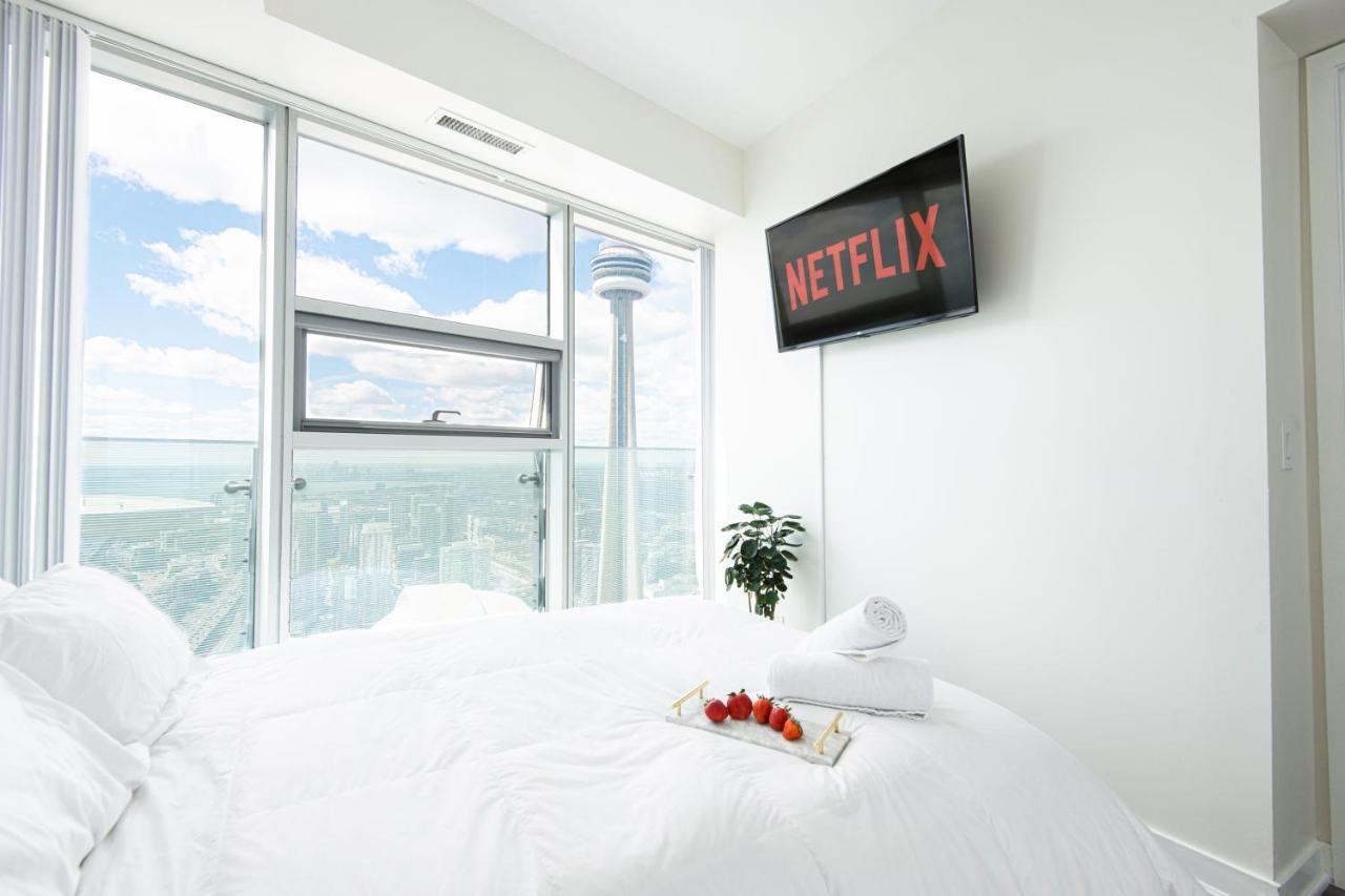 Beautiful Luxurious Modern Condo With Breathtaking Views Toronto Esterno foto